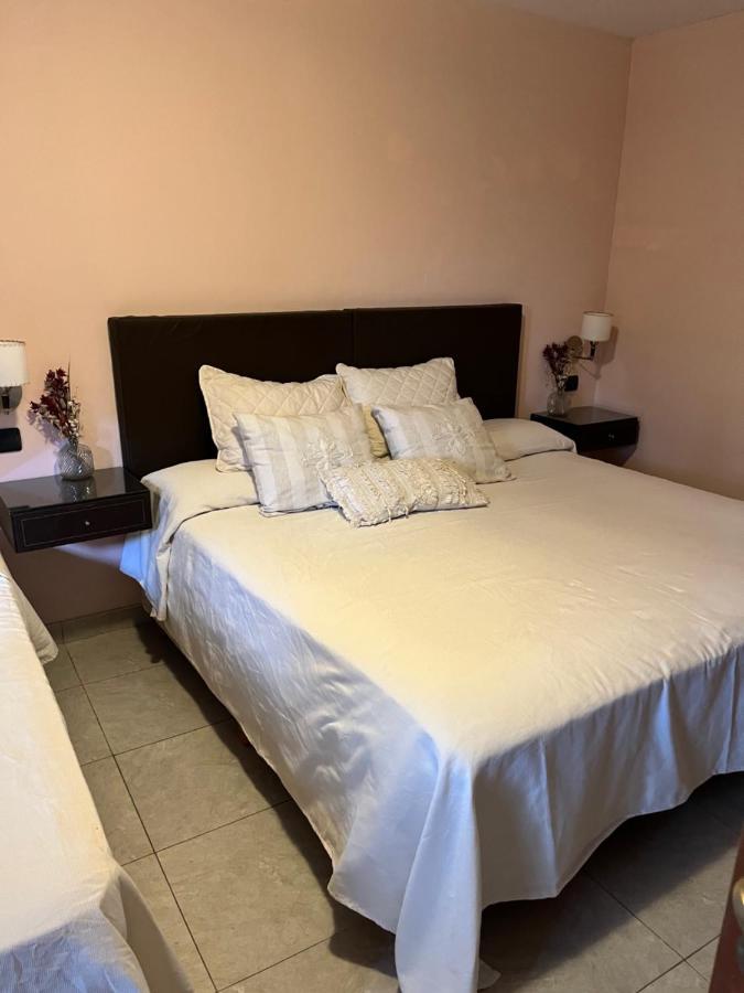 Petit Hotel El Alcanfor Funes Buitenkant foto